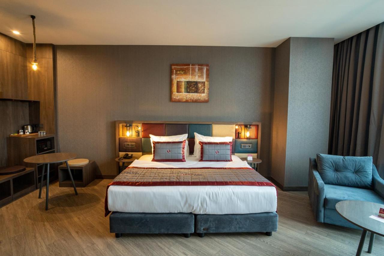 Ramada Encore By Wyndham Istanbul Avcilar מראה חיצוני תמונה