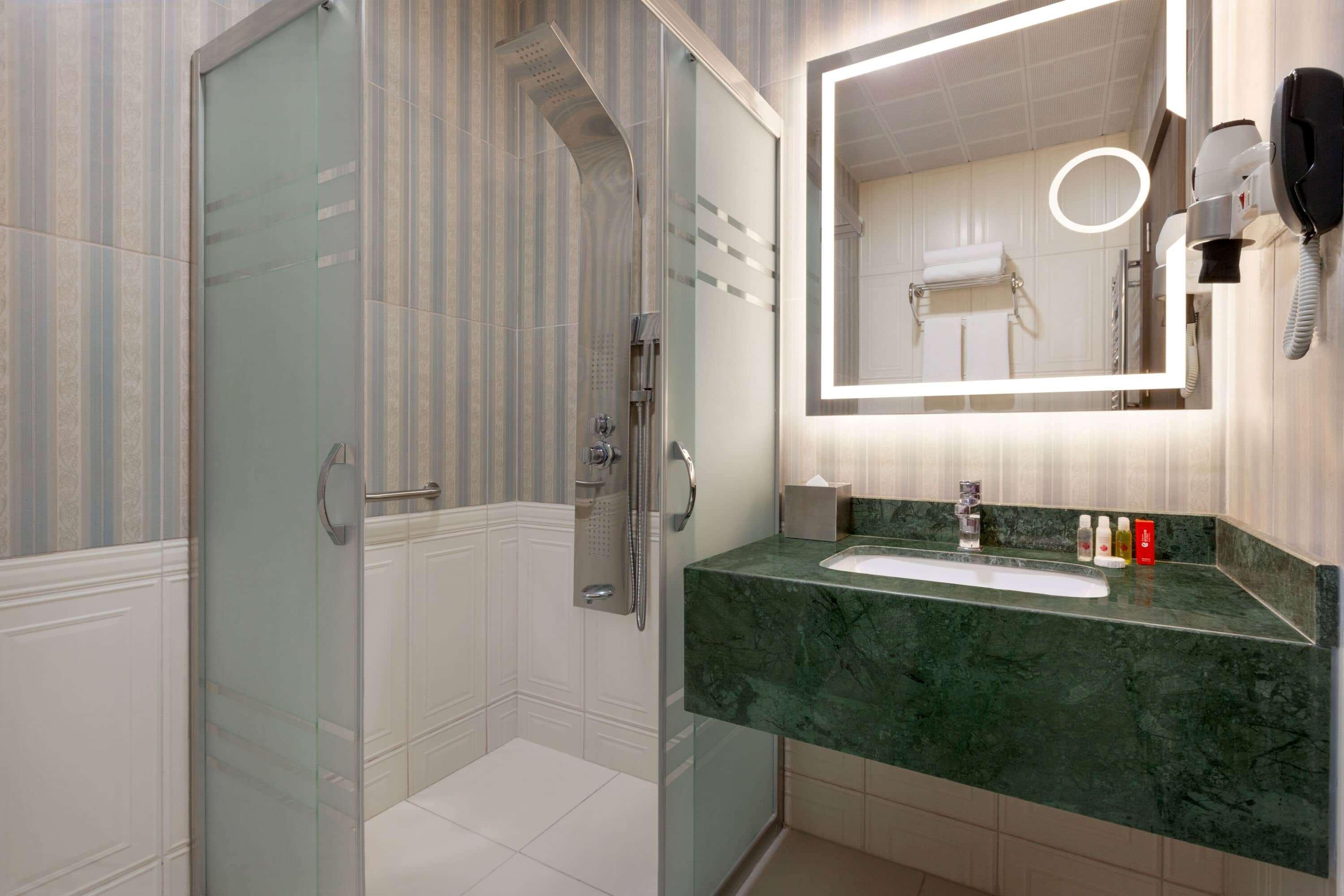 Ramada Encore By Wyndham Istanbul Avcilar מראה חיצוני תמונה